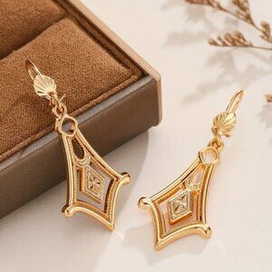 14K Gold Womens Large Etched Hanging Drop Earrings Ladies 14 K Silver Jewelry